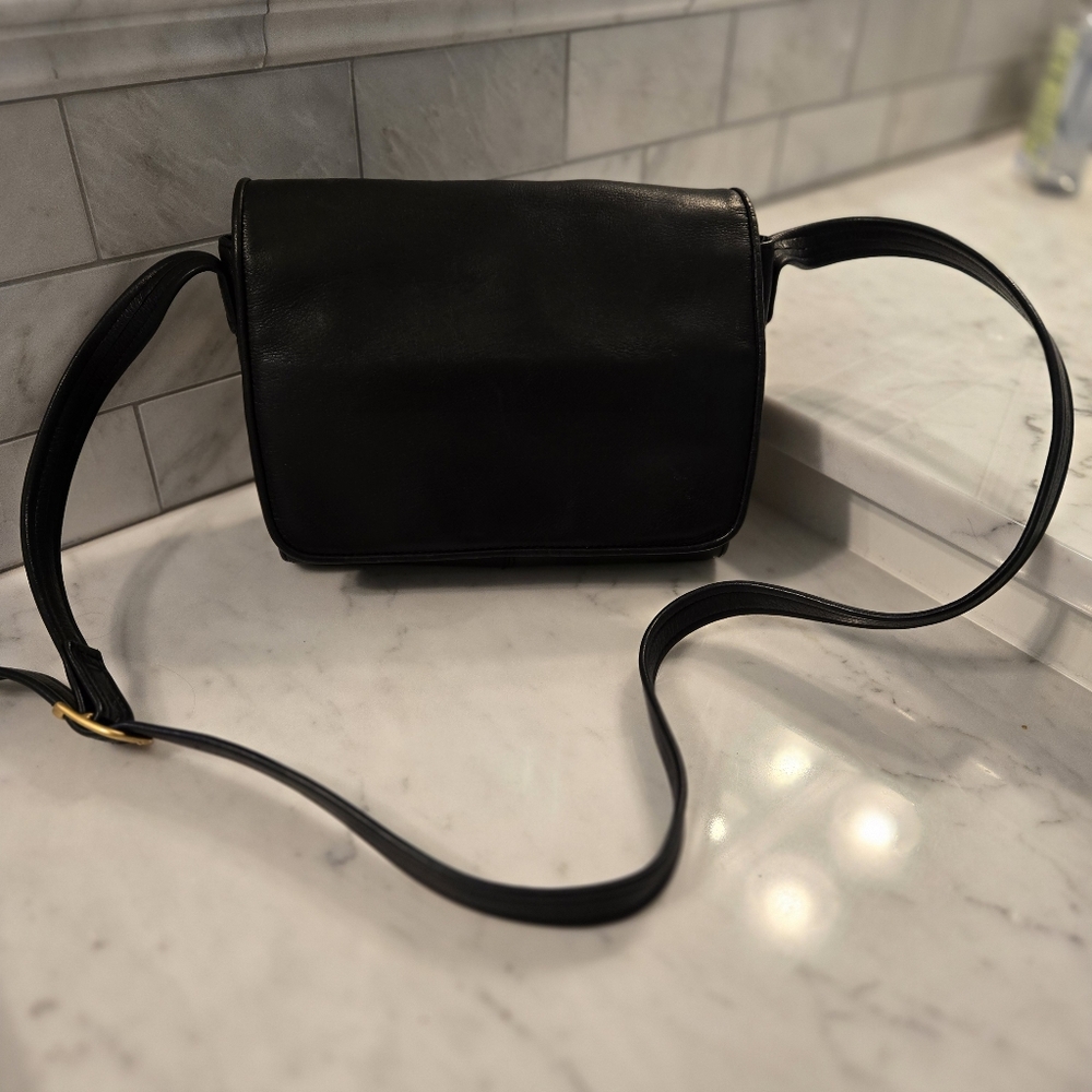 Tignanello black genuine leather crossbody purse handbag